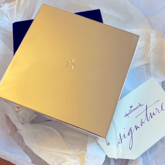 Hallmark Signature Silver Plated Trinket Box. Engravable. Lined interior. NWT - Picture 1 of 8